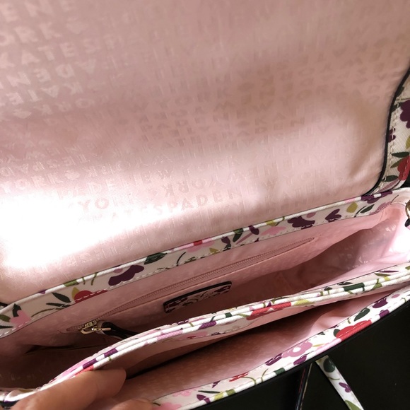 SOLD Kate Spade Floral Laurel Way Boho Purse - Picture 6 of 6